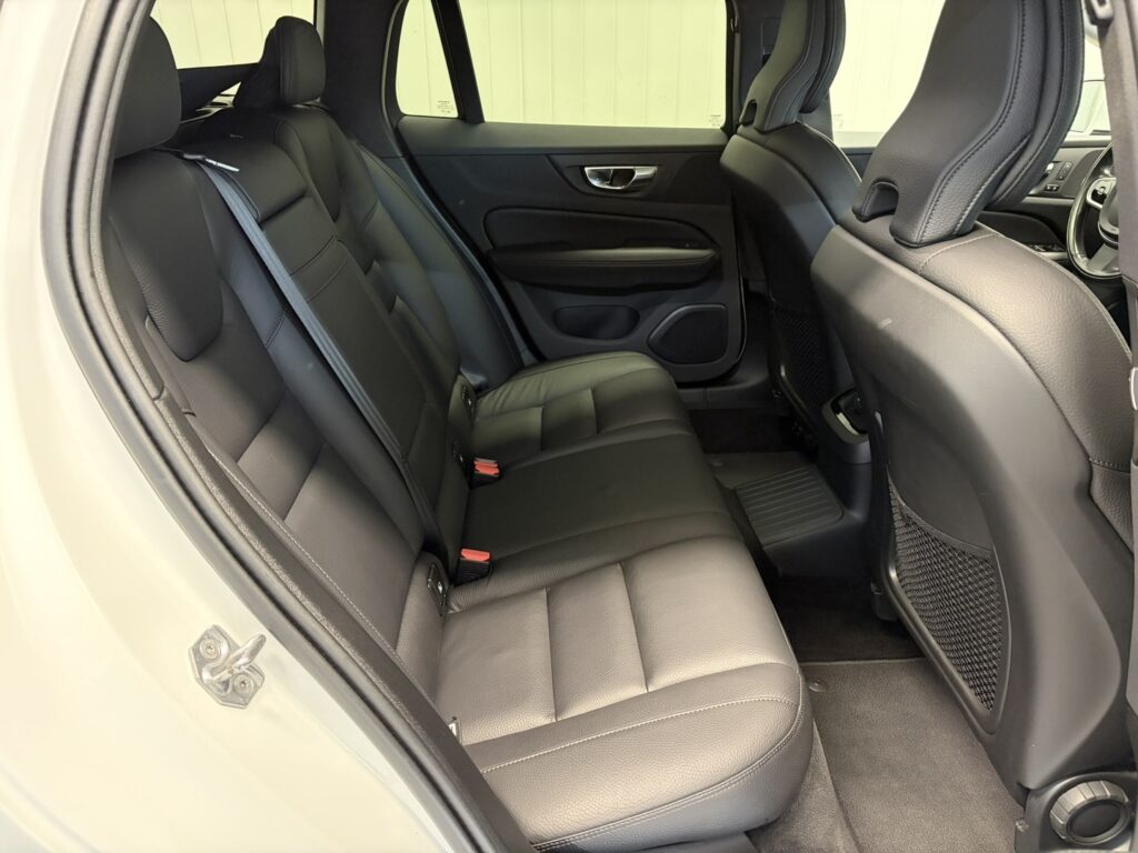 Volvo V60, image 7