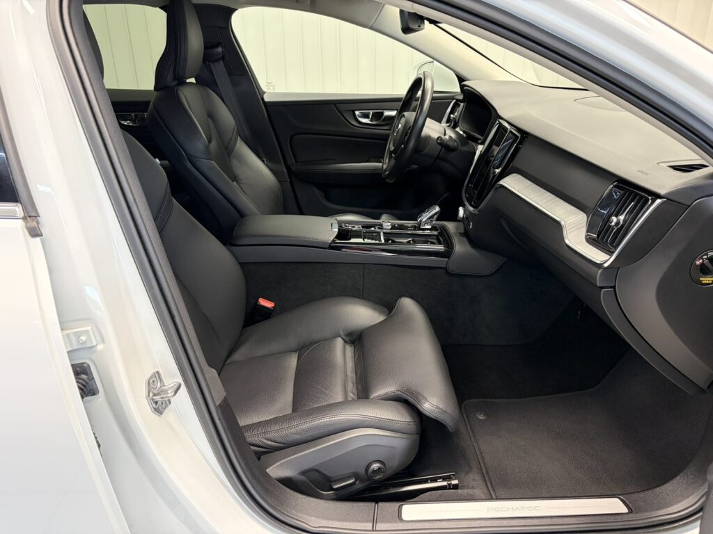 Volvo V60, image 8