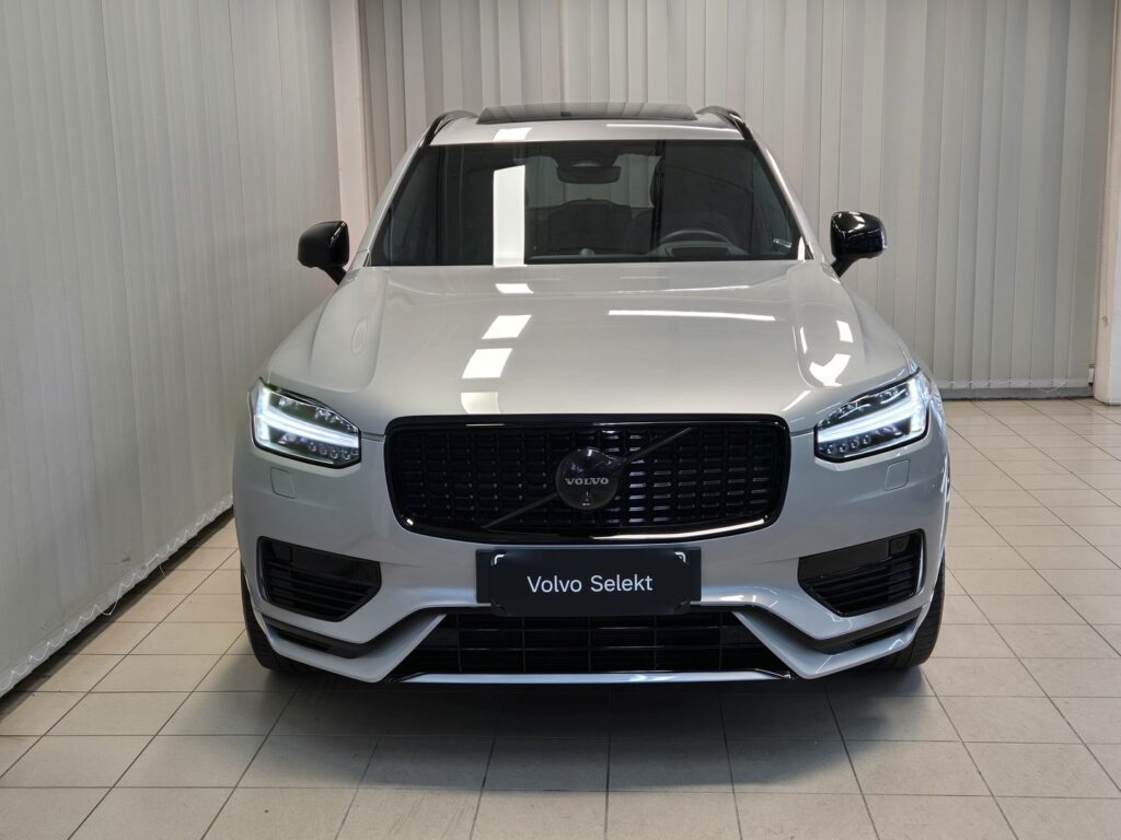 Volvo XC90, image 2