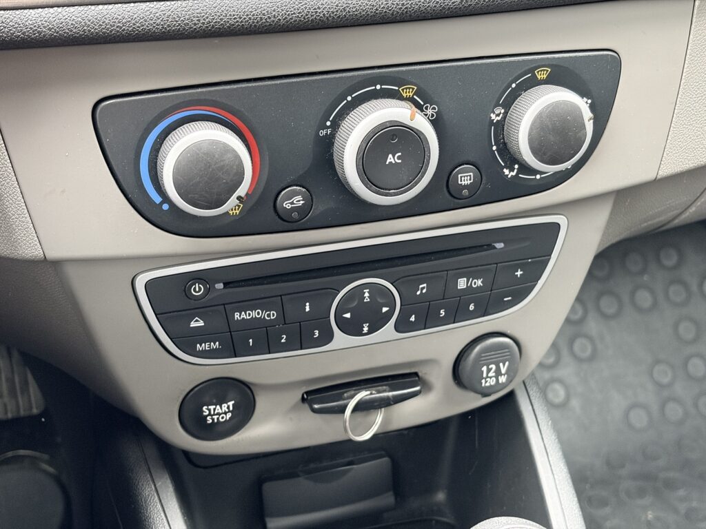 Renault Megane, image 9