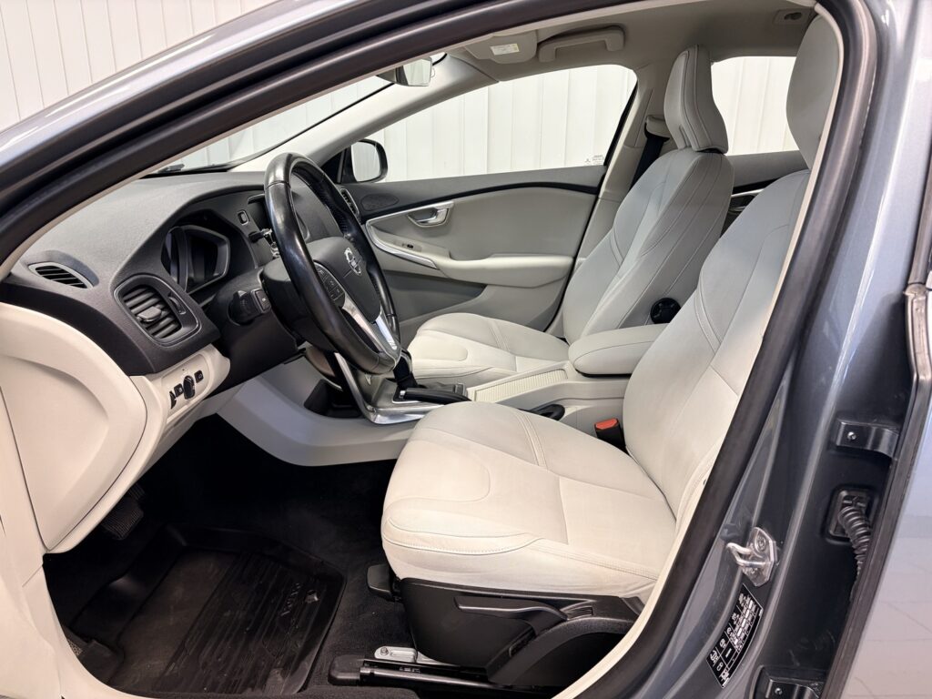 Volvo V40, image 6