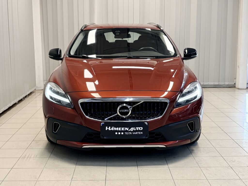 Volvo V40 Cross Country, image 3