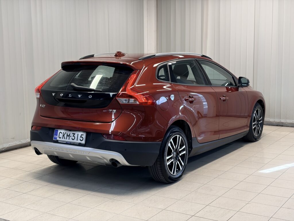 Volvo V40 Cross Country, image 4