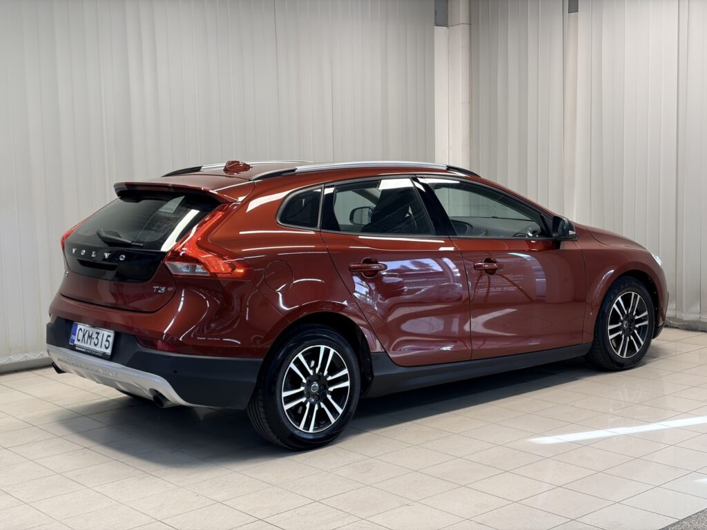 Volvo V40 Cross Country, image 5