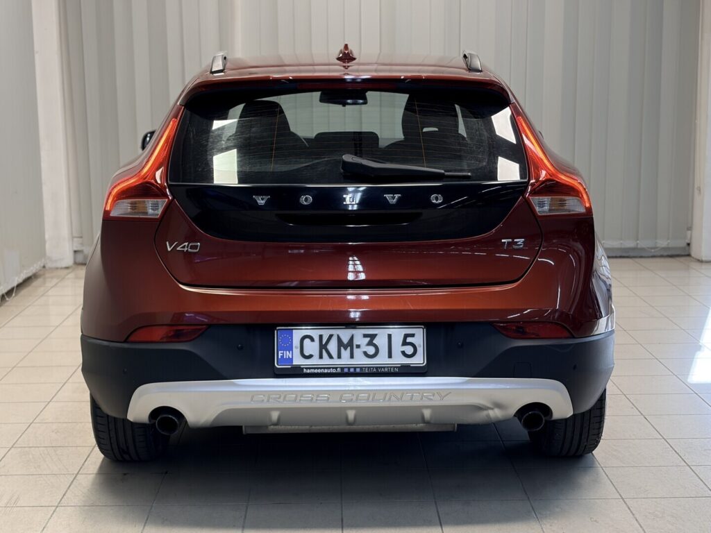 Volvo V40 Cross Country, image 6