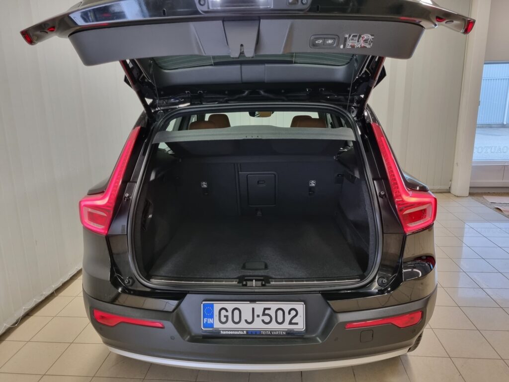 VOLVO XC40, image 17