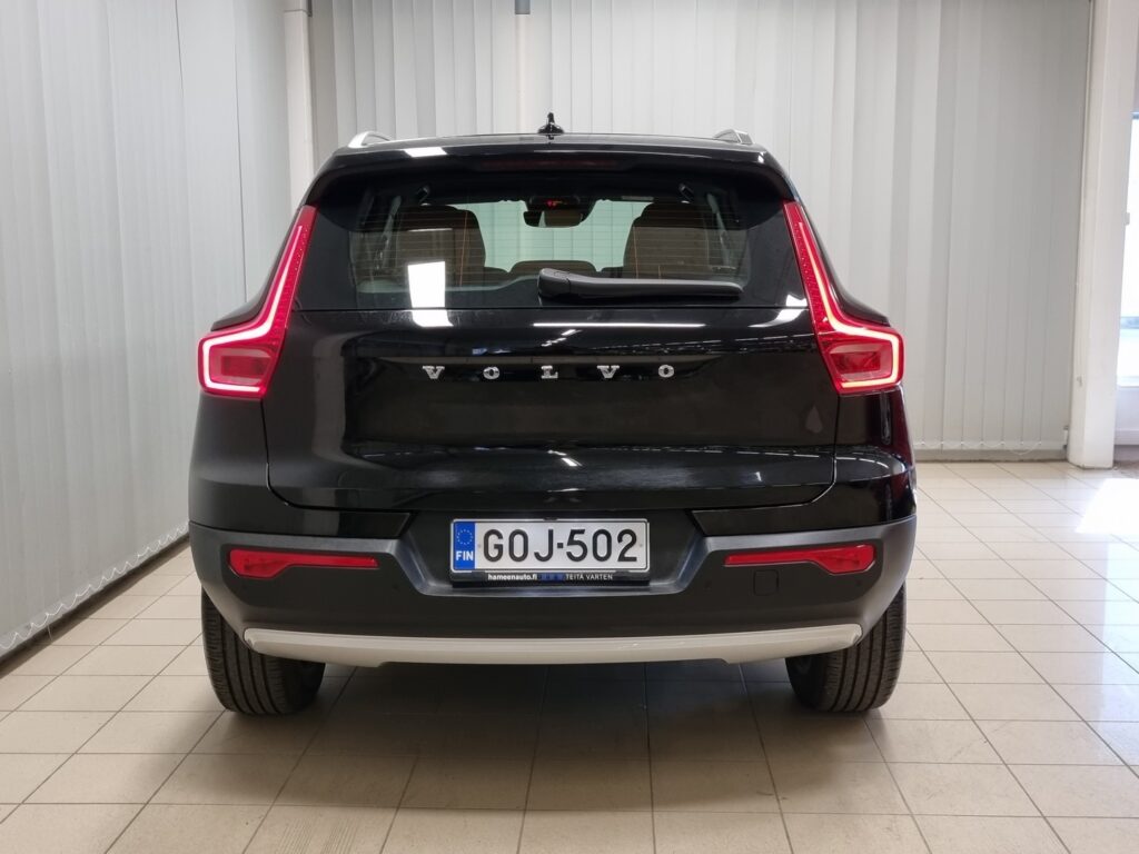 VOLVO XC40, image 3