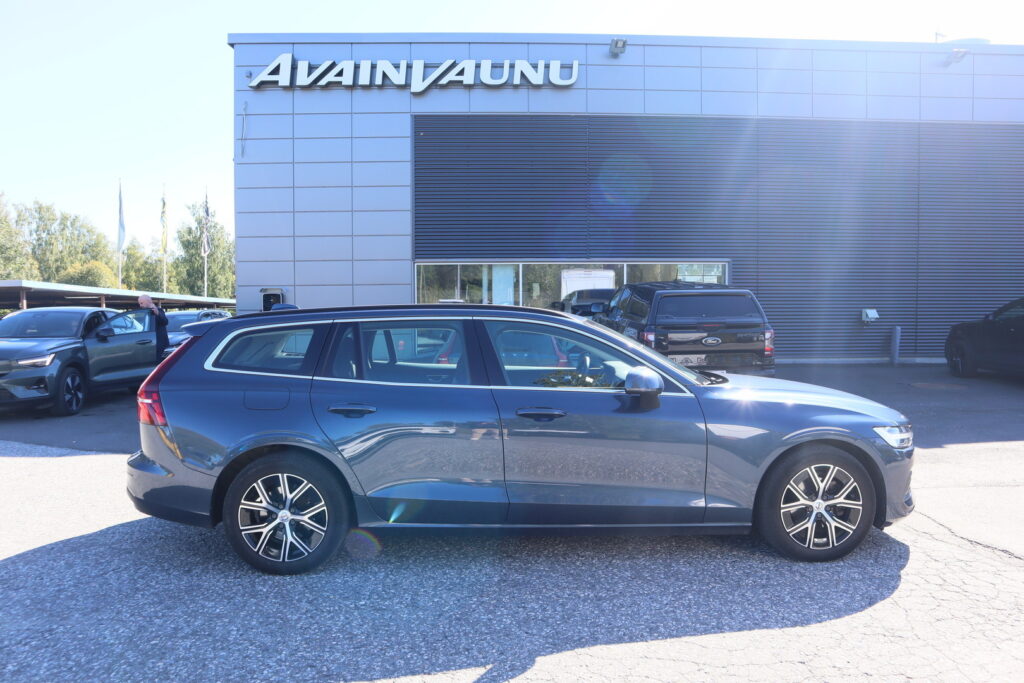 Volvo V60, image 4