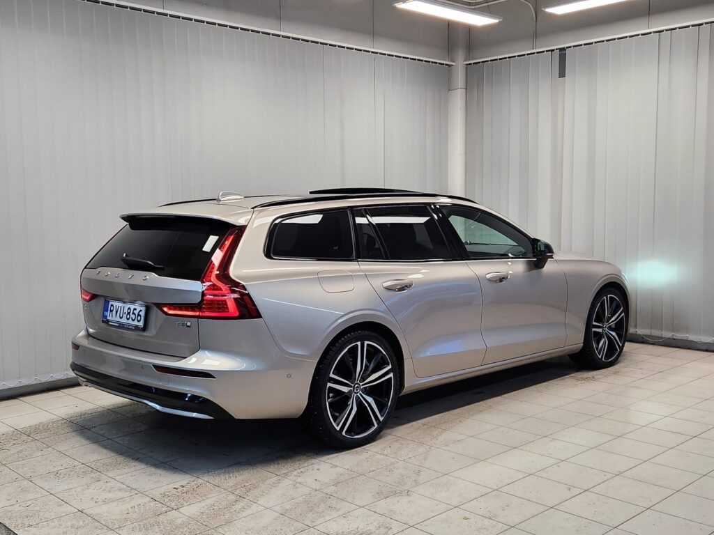 Volvo V60, image 7