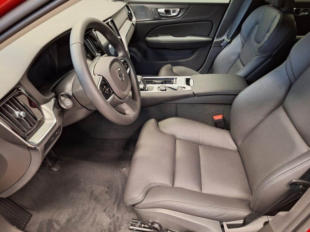 Volvo V60, image 8