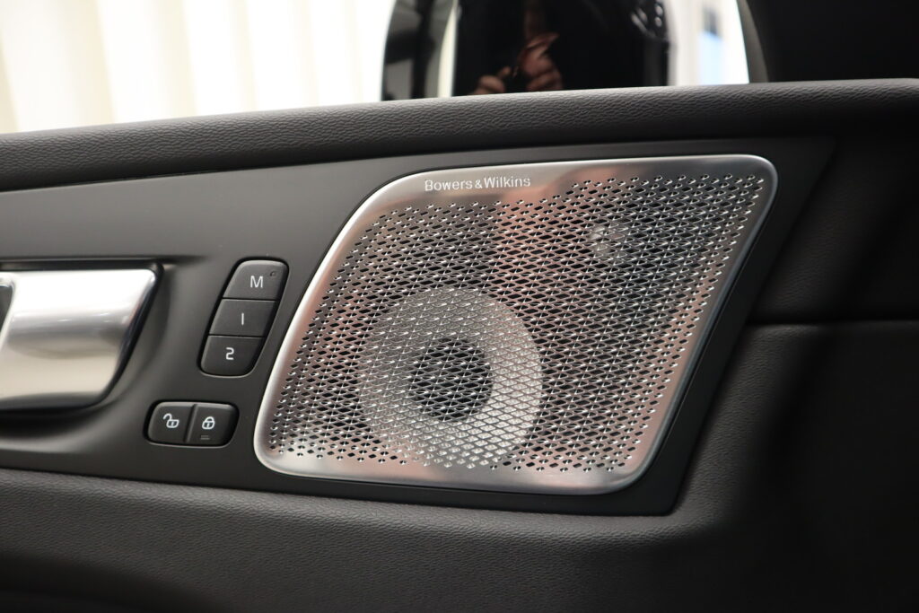 Volvo XC60, image 13