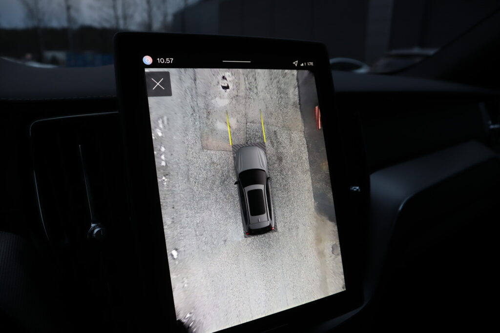 Volvo XC60, image 24