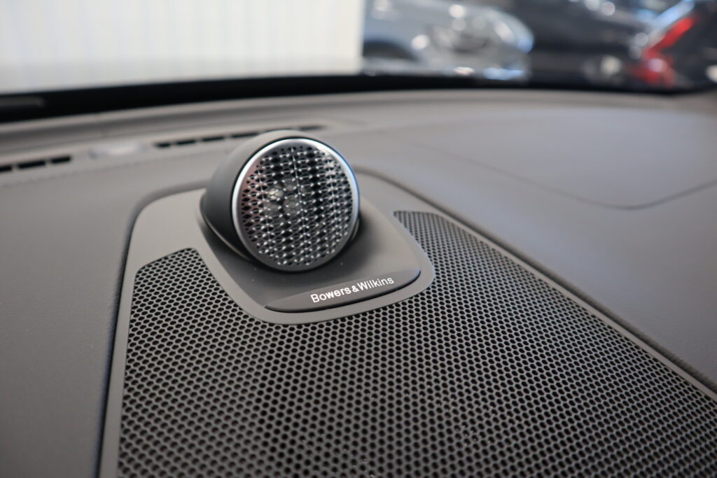 Volvo XC60, image 16