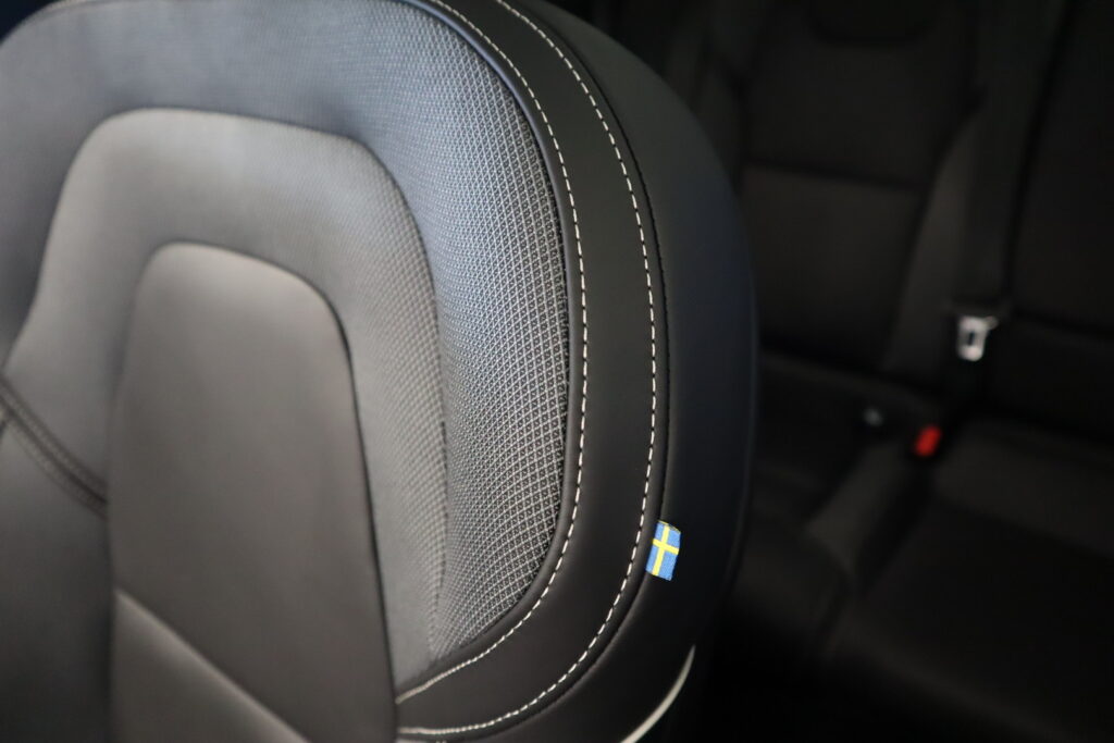 Volvo XC60, image 18