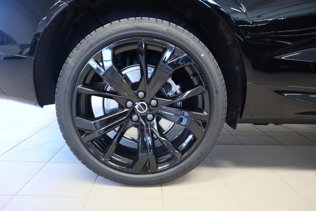 Volvo XC60, image 23