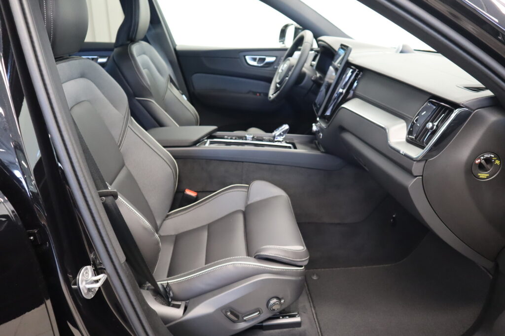 Volvo XC60, image 9