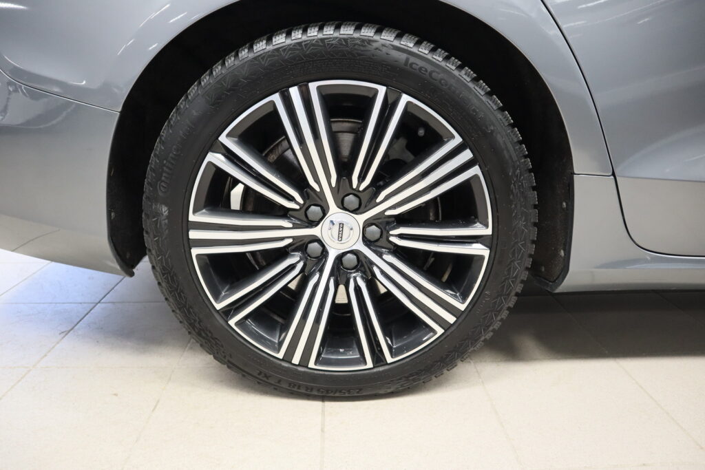 Volvo V60, image 22