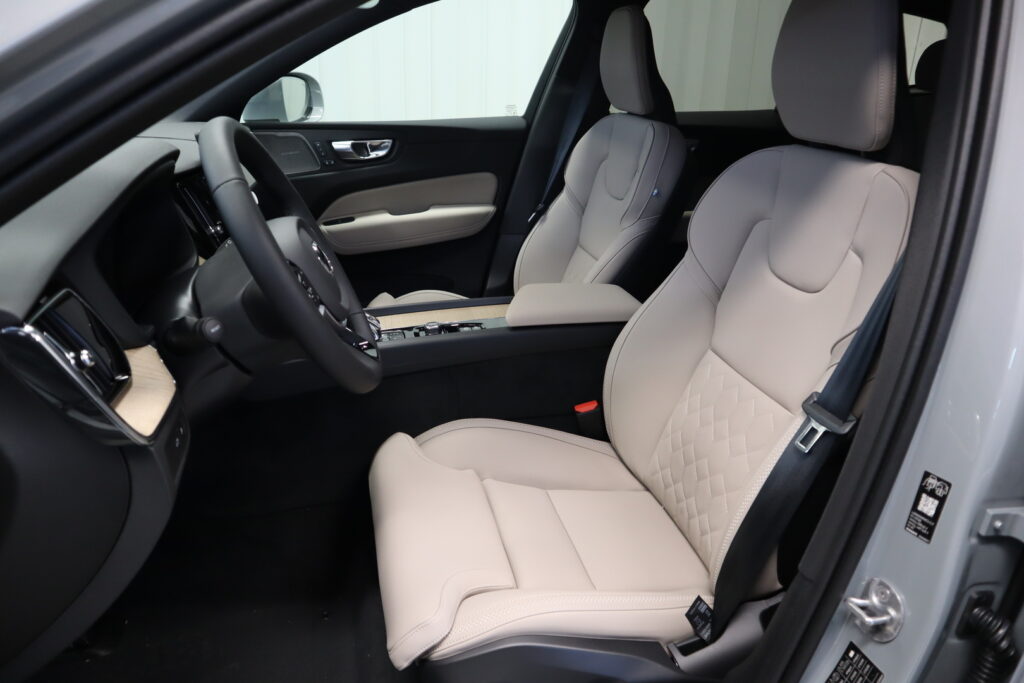 Volvo XC60, image 11