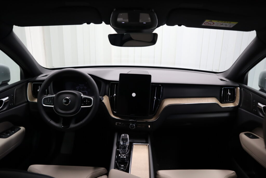 Volvo XC60, image 13