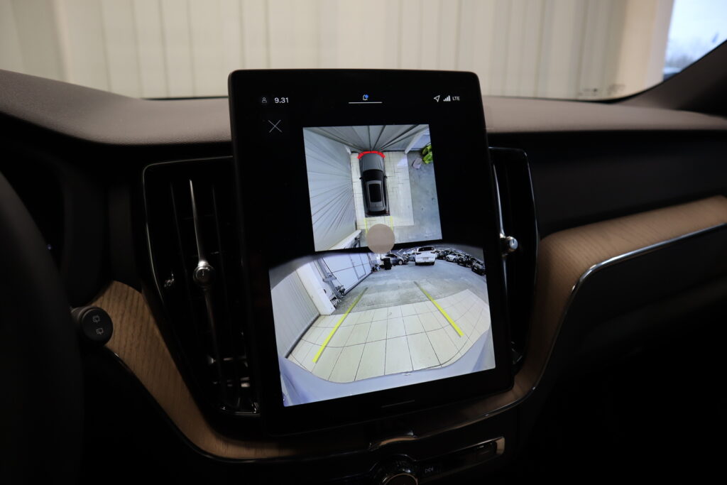 Volvo XC60, image 16