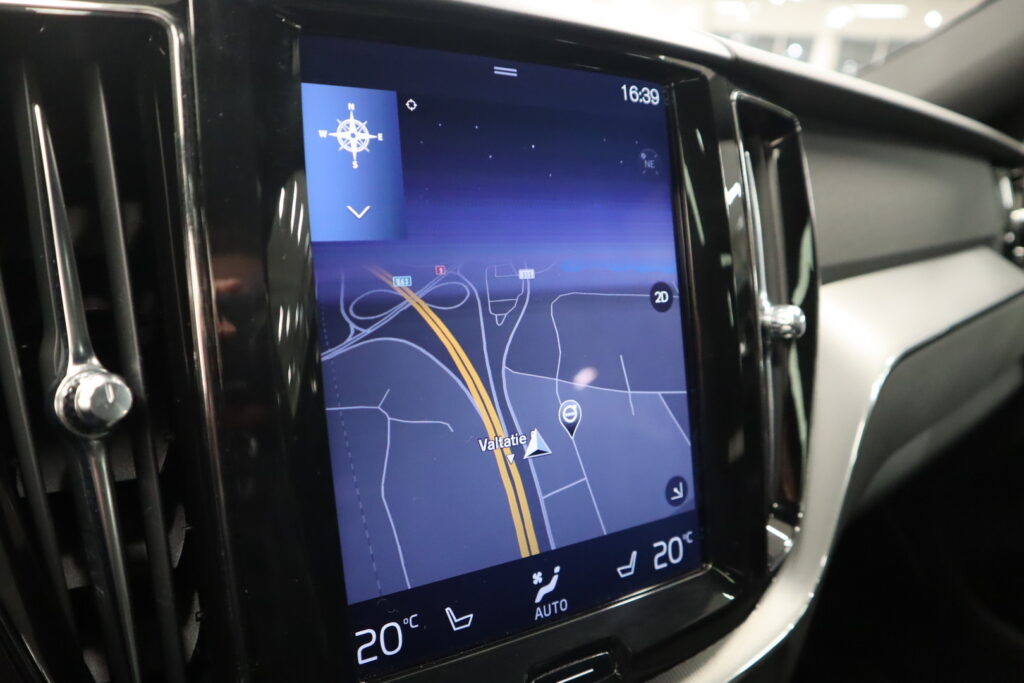 Volvo XC60, image 15