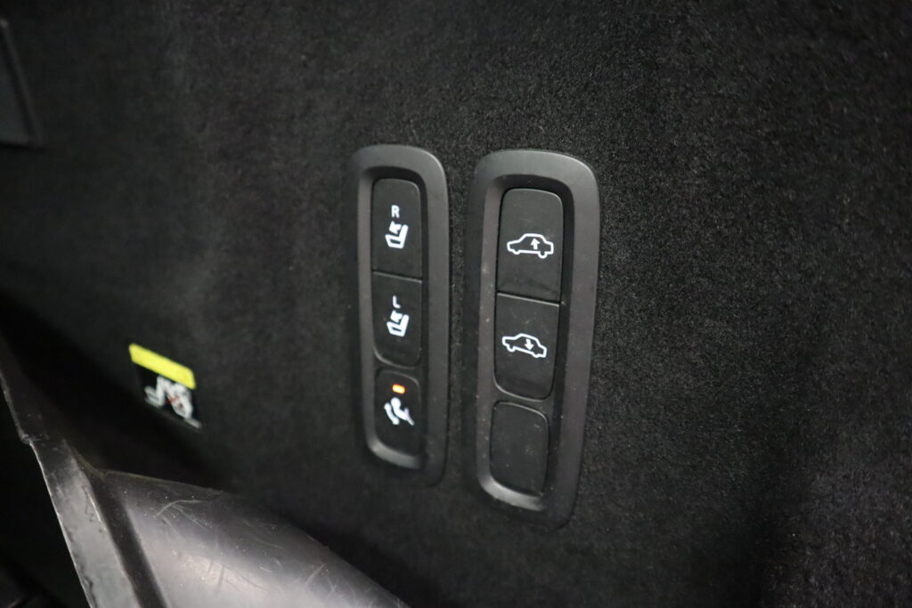Volvo XC60, image 21