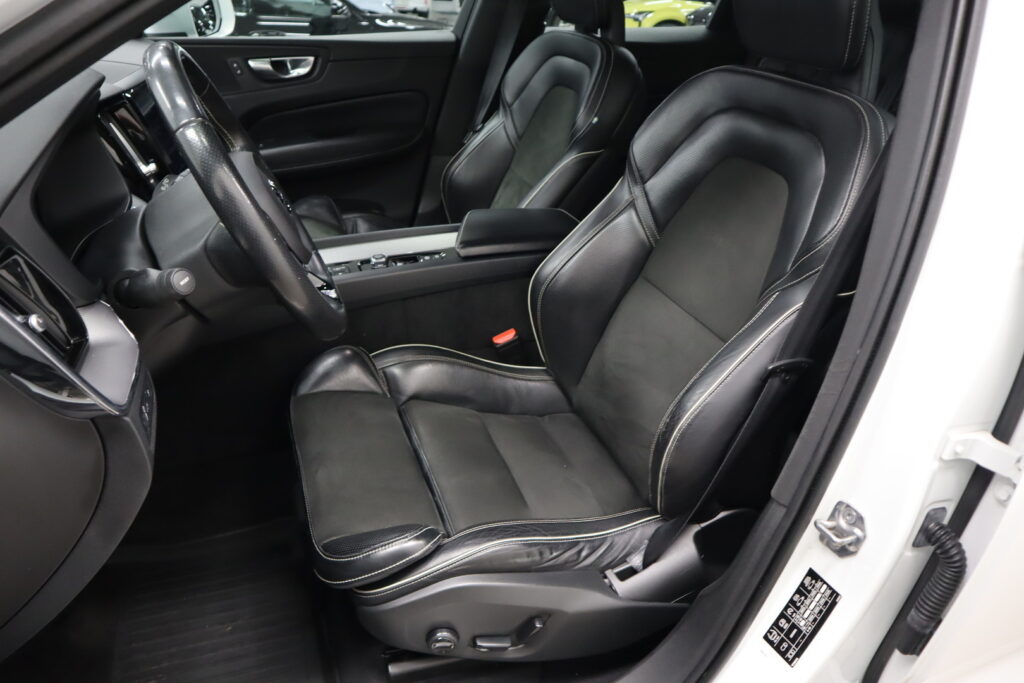 Volvo XC60, image 8