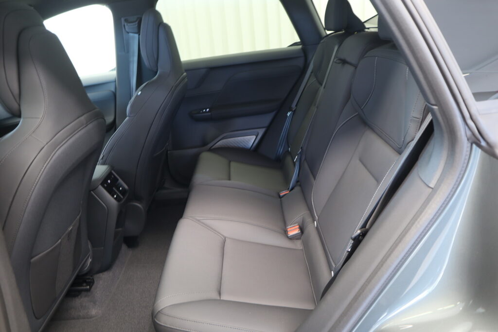 Volvo EX60, image 17