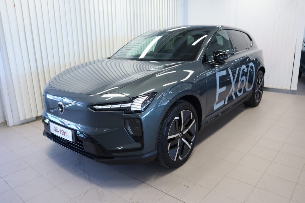 Volvo EX60, image 2