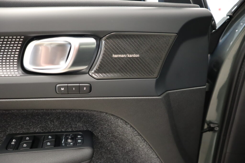 Volvo EC40, image 11