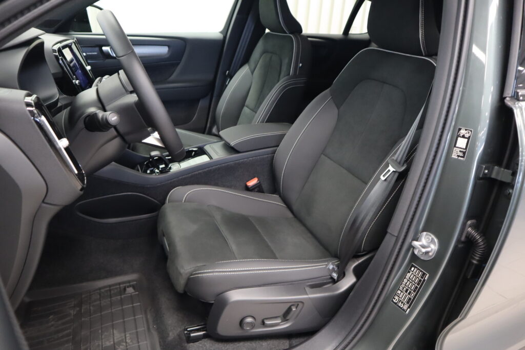 Volvo EC40, image 8