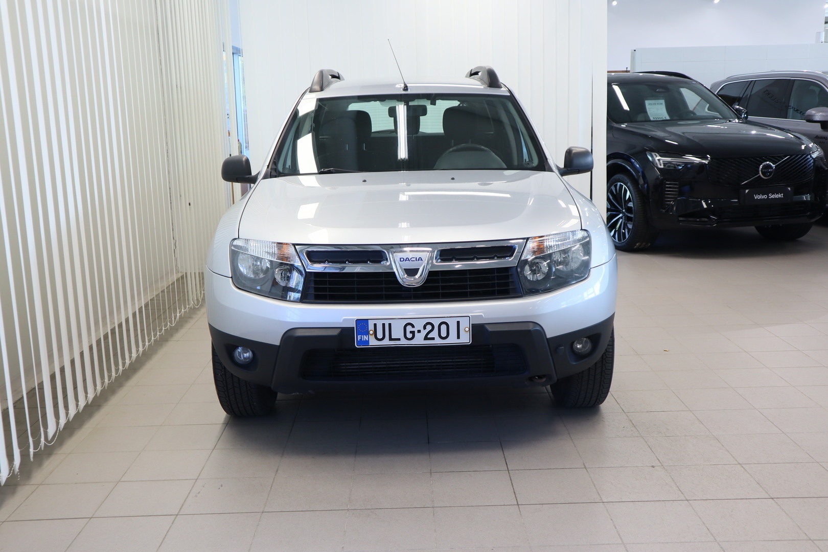 Dacia Duster 1,5 dCi 4x4 Laureate 2010, kuva 2/17