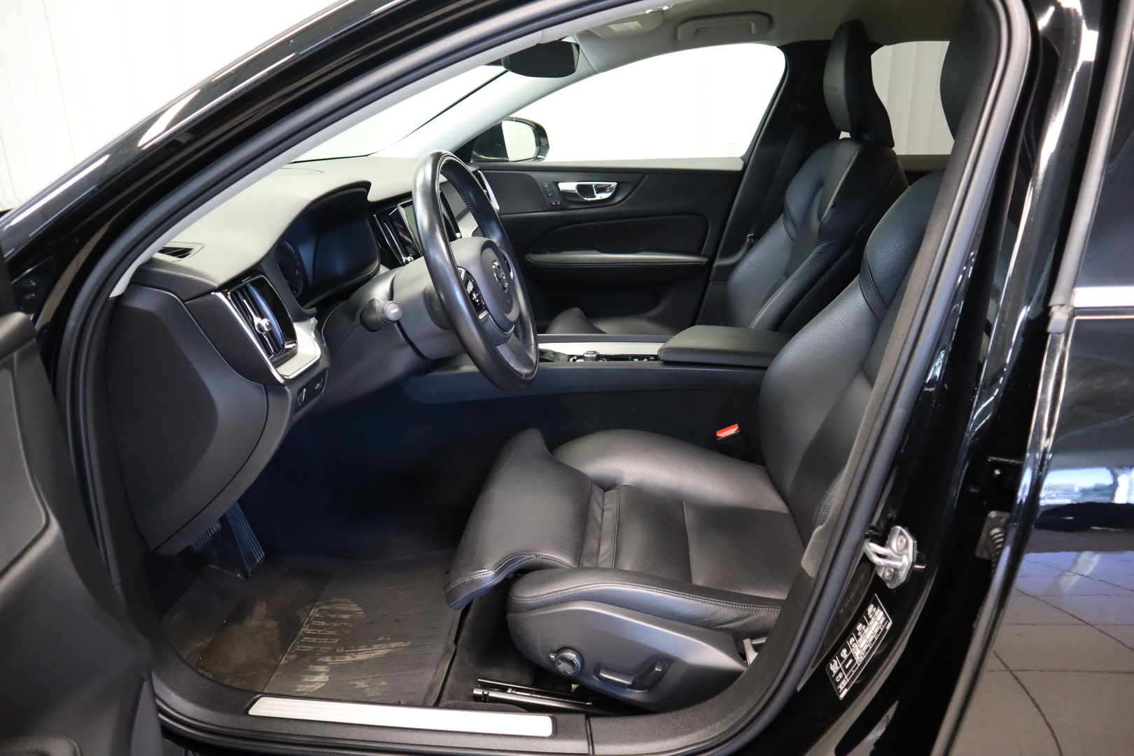 Volvo V60 D4 AWD Inscription aut 2019, kuva 7/22