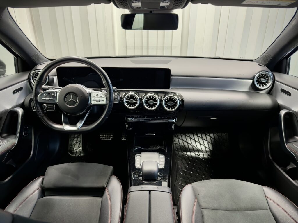 Mercedes-Benz A, image 11