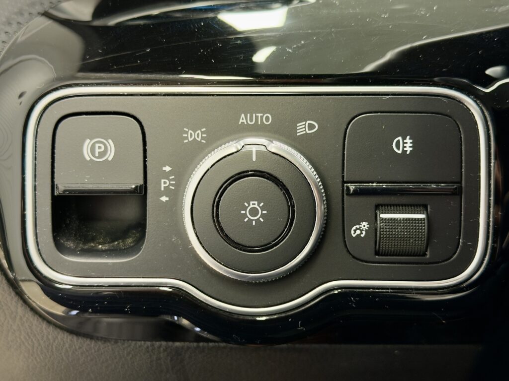 Mercedes-Benz A, image 12