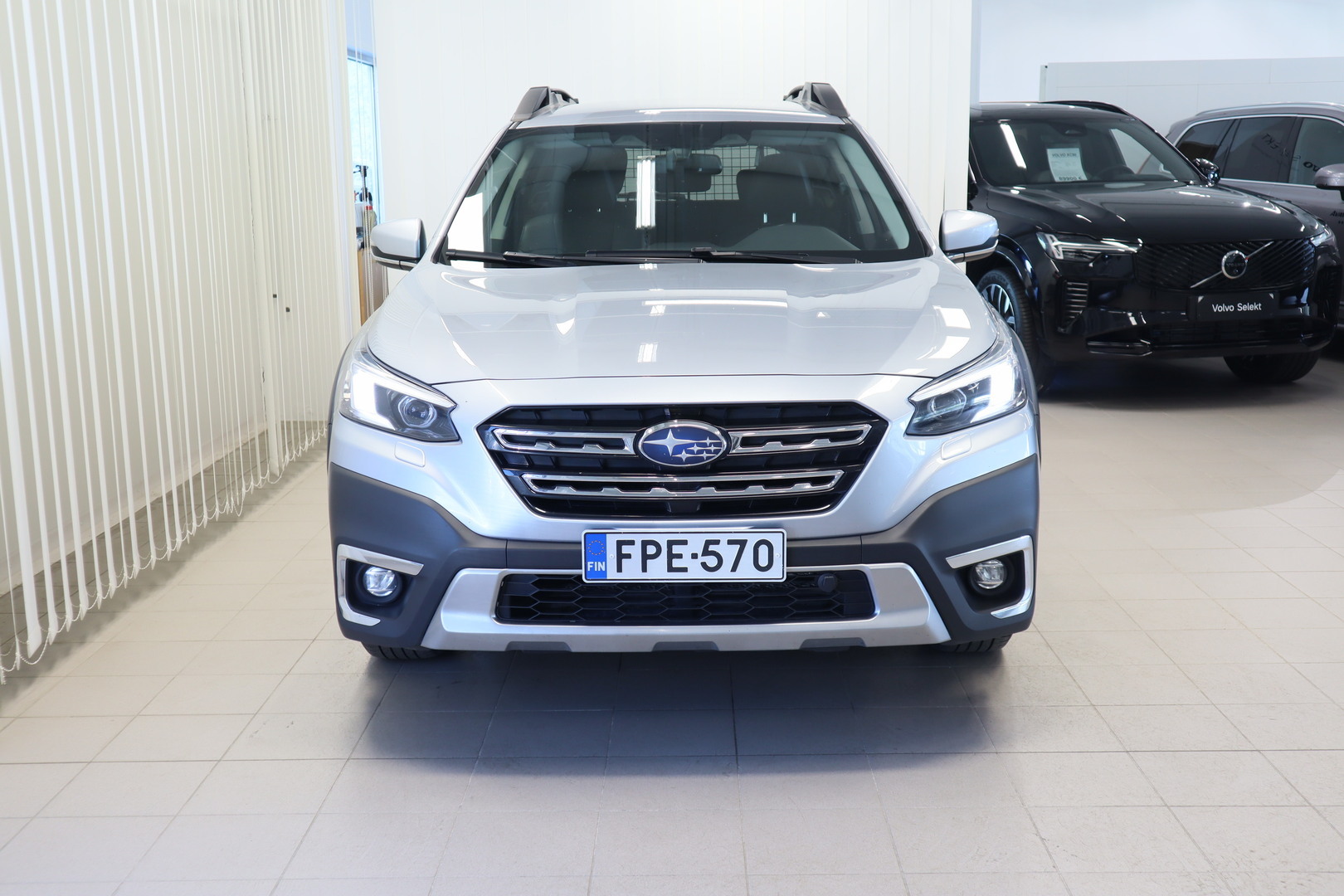 Subaru Outback 2,5i Limited CVT 2022, kuva 2/28