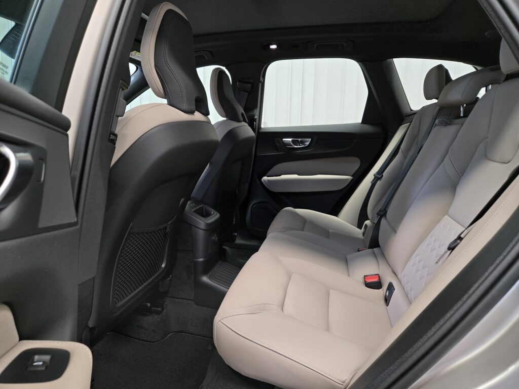 Volvo XC60, image 7