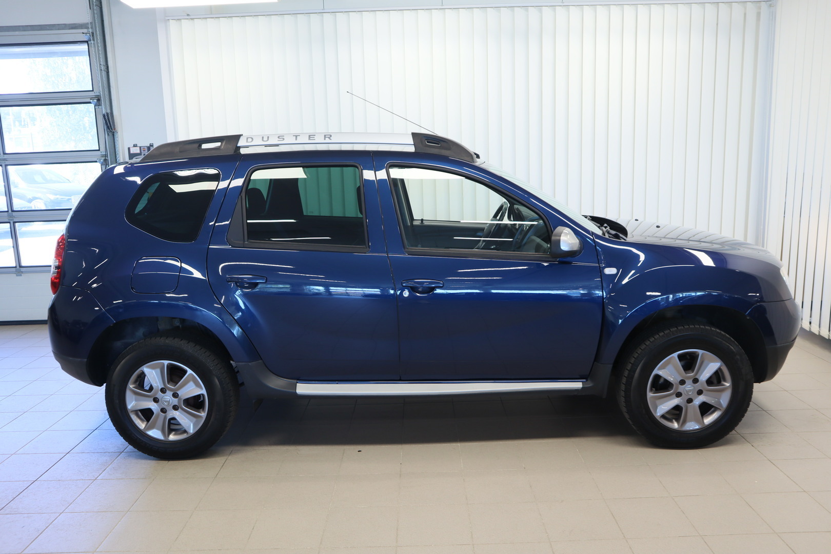 Dacia Duster dCi 110 S&S 4x4 Jubileum+ 2016, kuva 6/18
