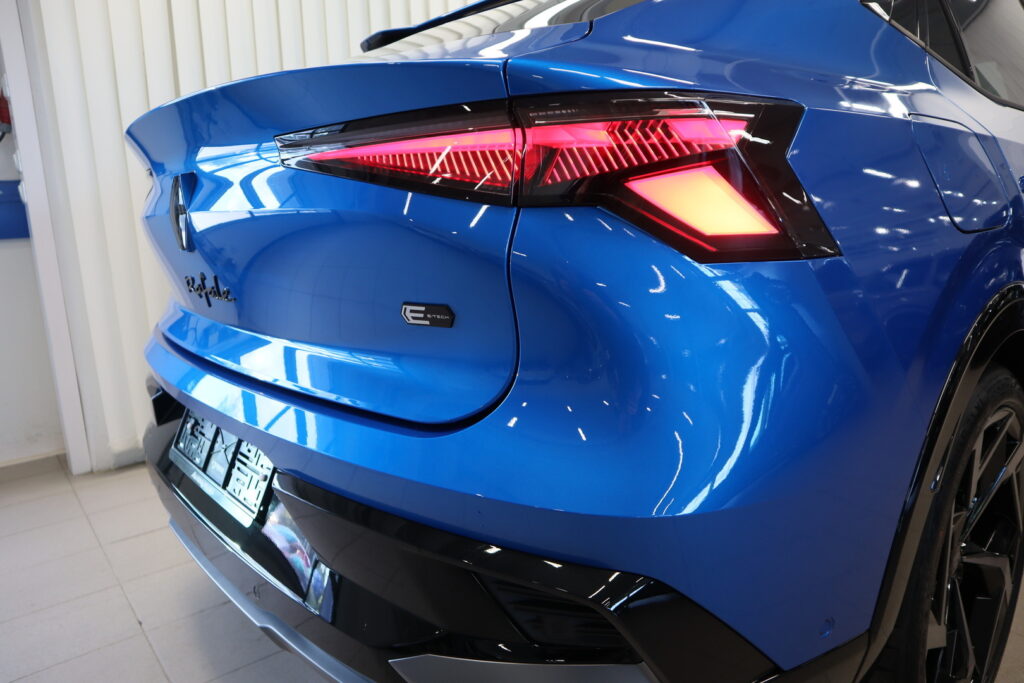 Renault Rafale, image 22