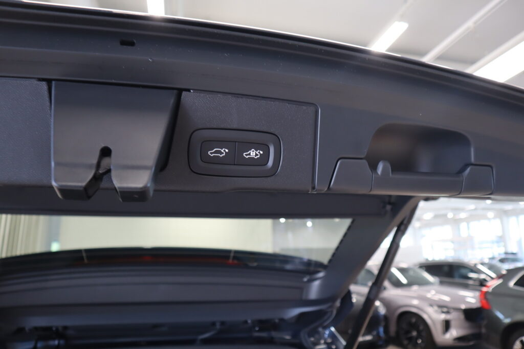 Volvo XC60, image 20