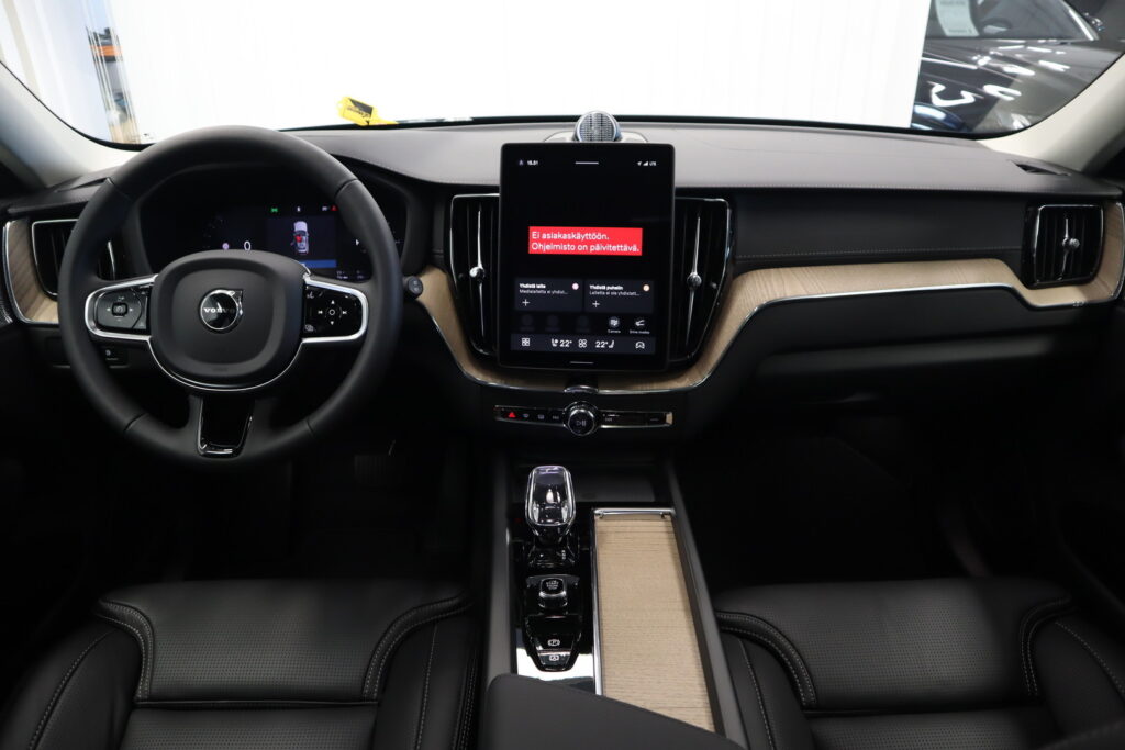 Volvo XC60, image 7