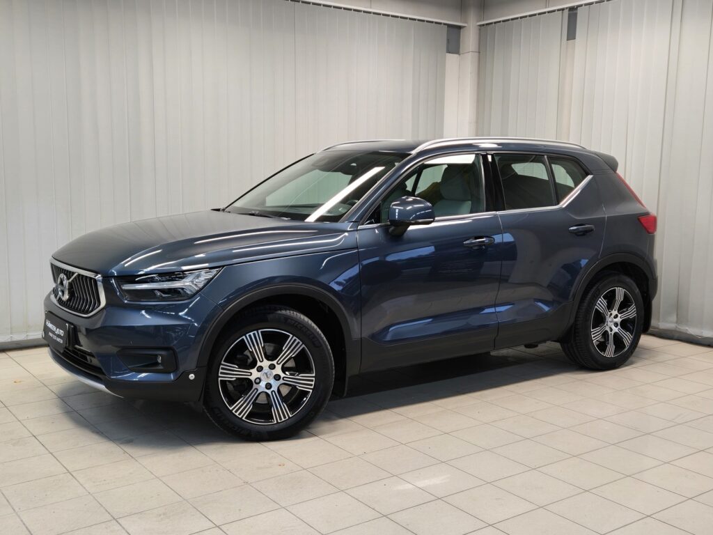 Volvo XC40, image 2