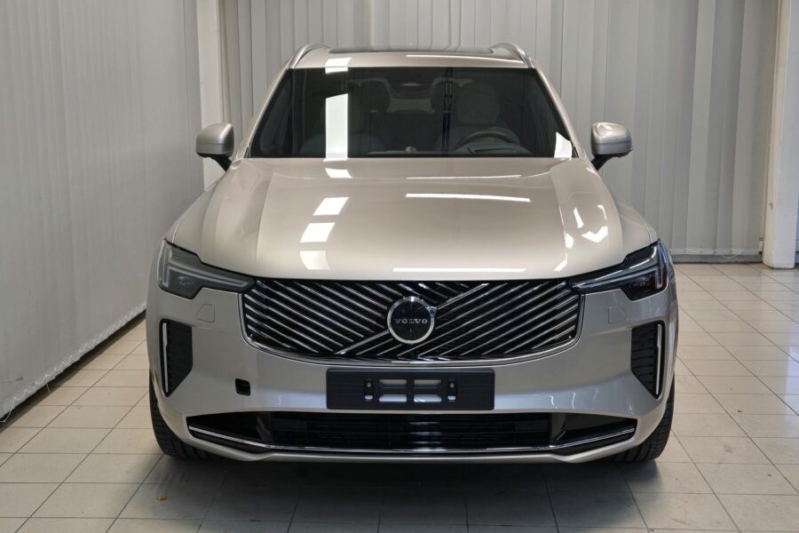 Volvo XC90, image 2