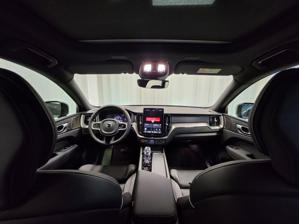 Volvo XC60, image 11