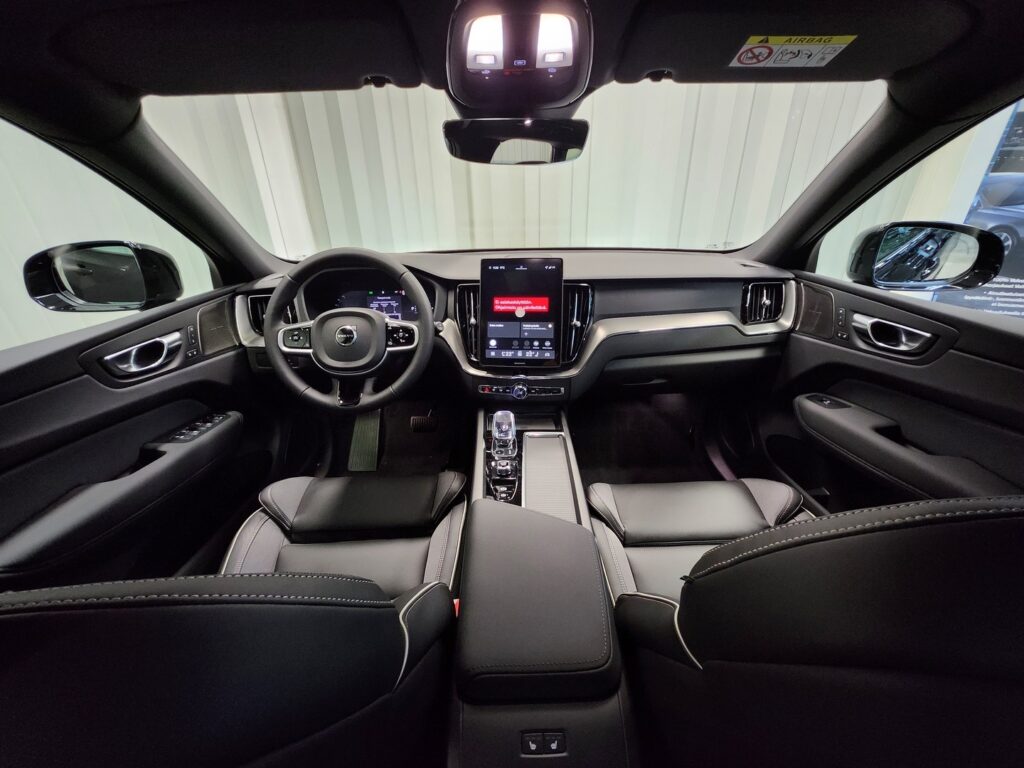Volvo XC60, image 13