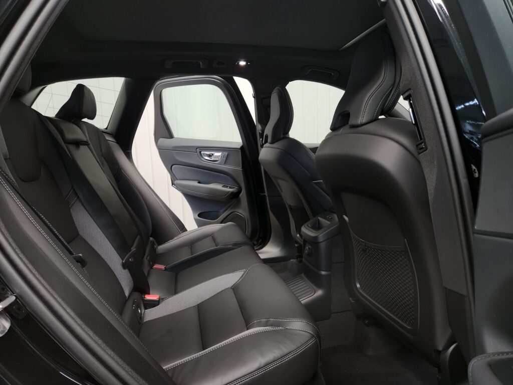 Volvo XC60, image 9