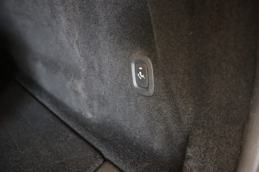 Volvo XC60, image 21