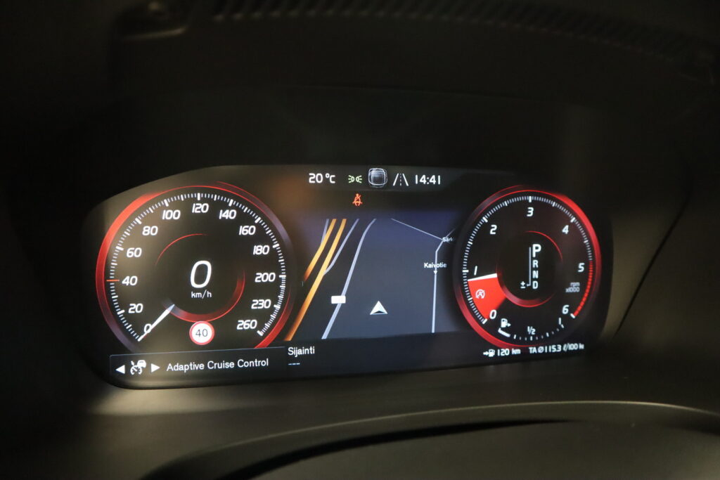 Volvo V90 Cross Country, image 14