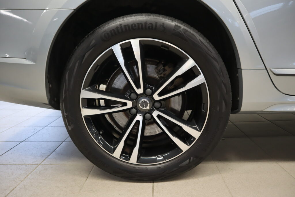 Volvo V90 Cross Country, image 24