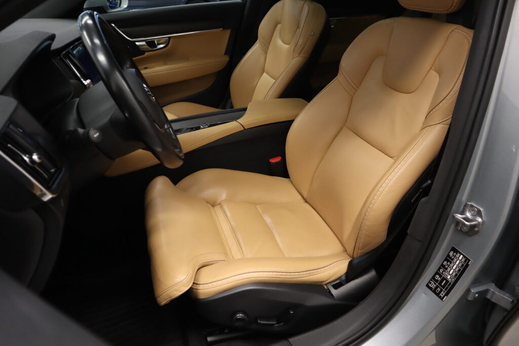 Volvo V90 Cross Country, image 8
